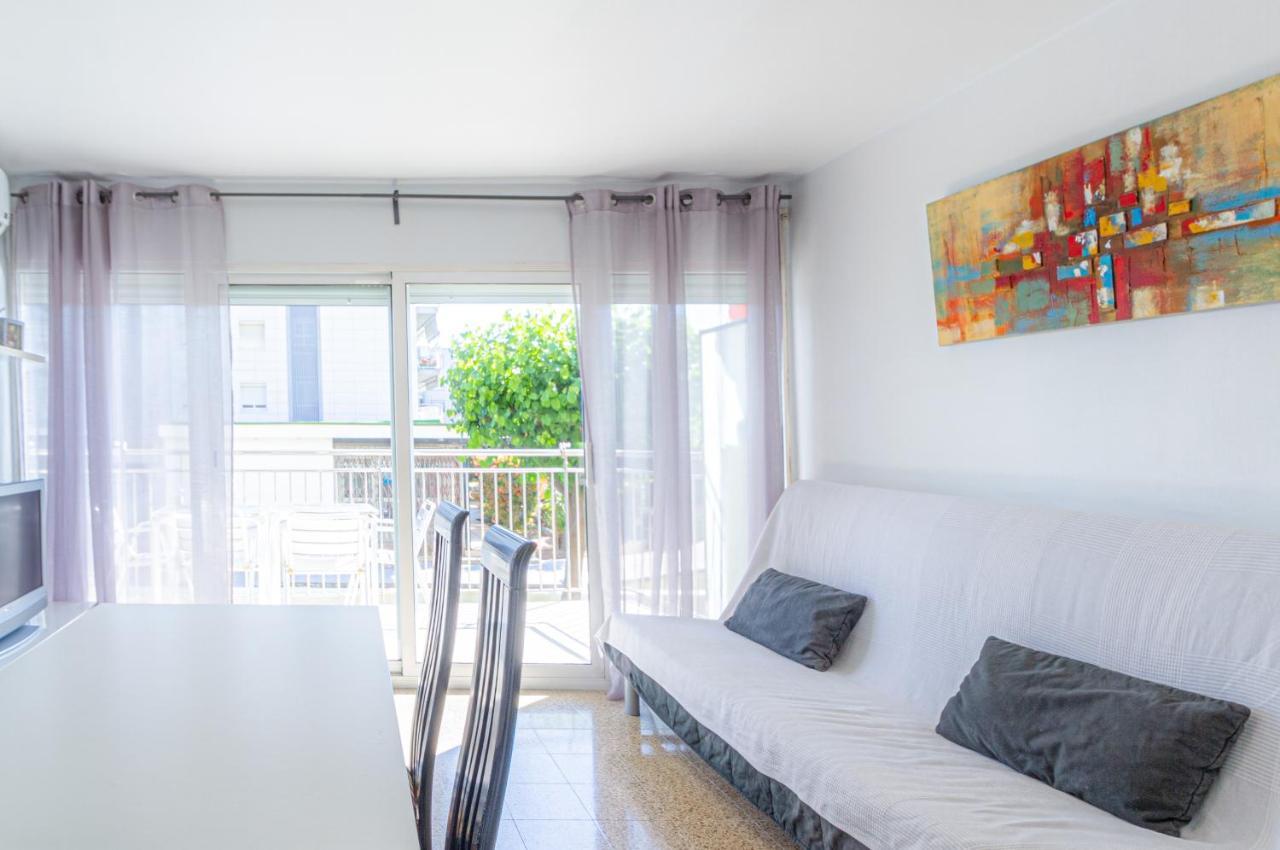 Residencial Costamar Next Bcn, 50M Beach With Swimming Pool カブレラ・デ・マール エクステリア 写真