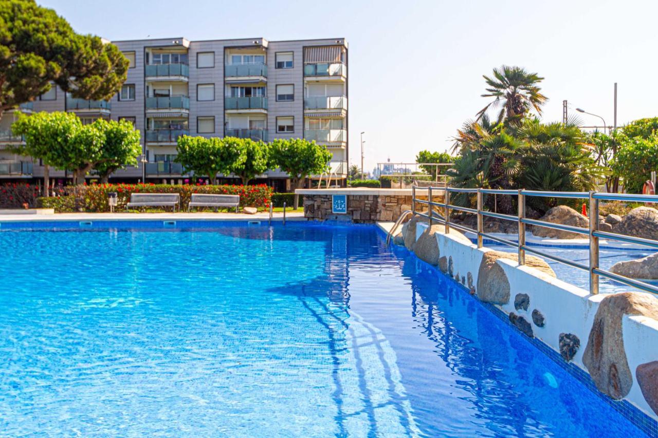 Residencial Costamar Next Bcn, 50M Beach With Swimming Pool カブレラ・デ・マール エクステリア 写真