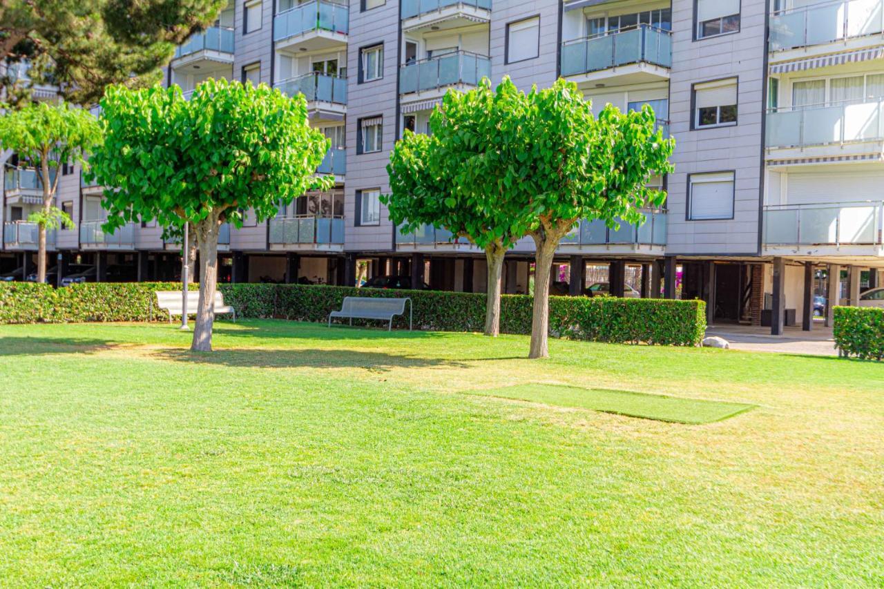Residencial Costamar Next Bcn, 50M Beach With Swimming Pool カブレラ・デ・マール エクステリア 写真